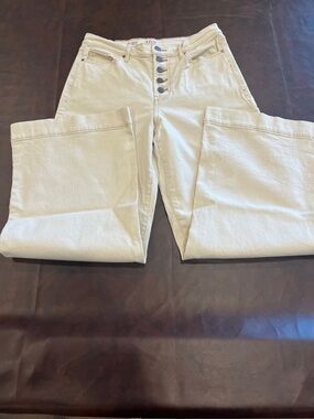a.n.a Women's Wide Leg Button-Fly Jeans in Off-White/Cream